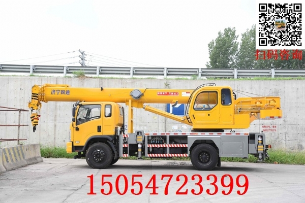 12噸東風(fēng)汽車(chē)吊，起升高度40米，軸距4.2米，加配三聯(lián)泵